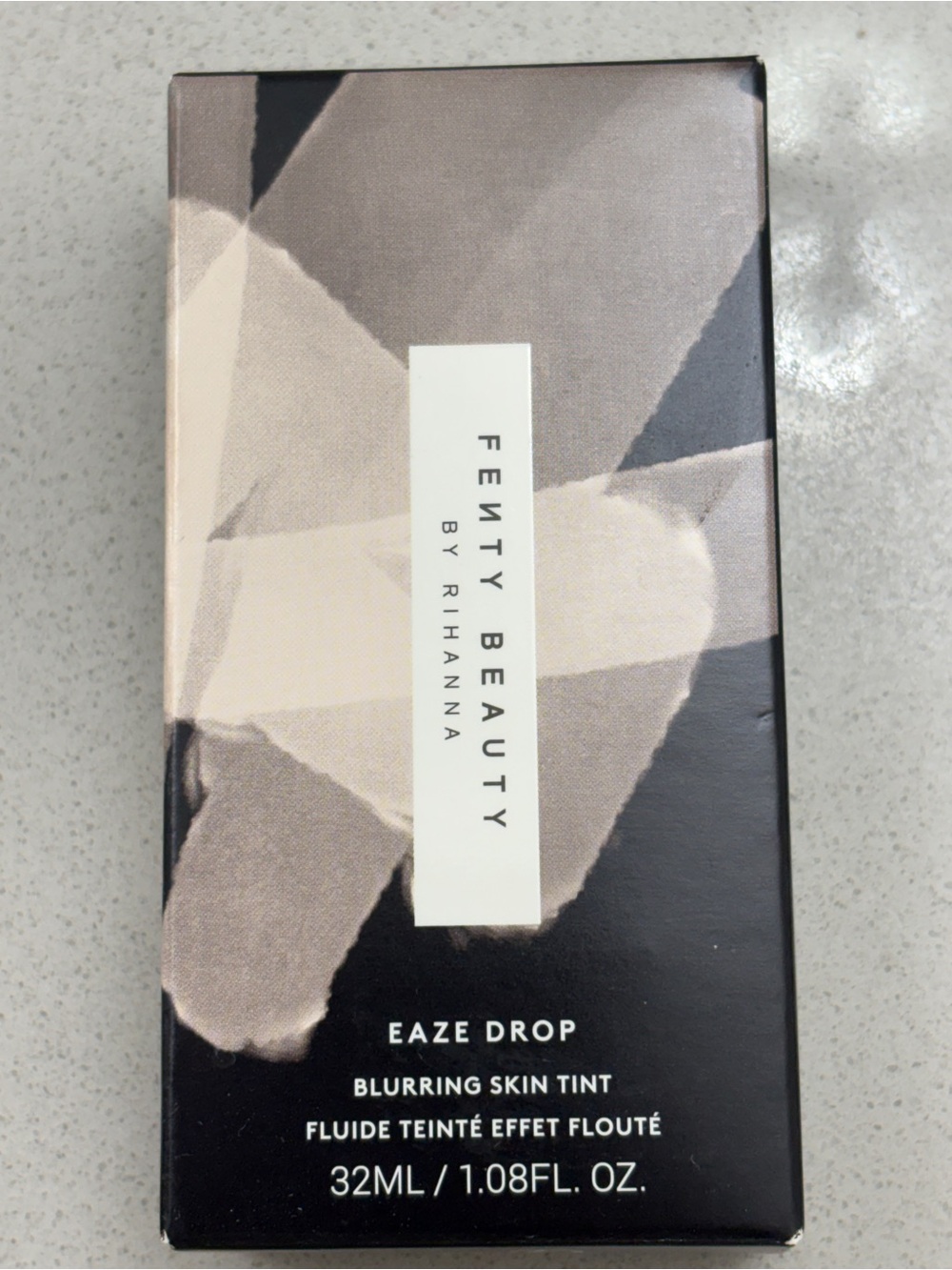 Fenty Beauty Eaze Drop Blurring Skin Tint - shade 11